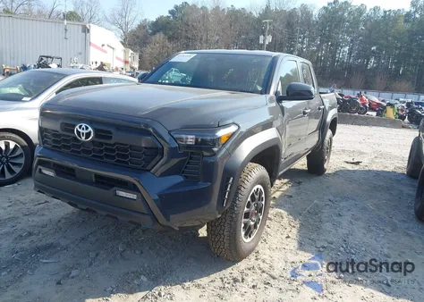 2025 Toyota Tacoma Trd Off Road z USA, uszkodzony, nr VIN 3TMLB5JN5SM095072